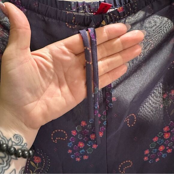 Josie Purple Sheer Paisley Floral Cropped Pants Size M - Picture 4 of 8